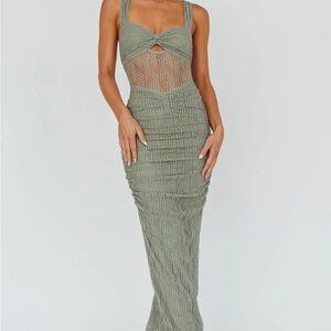 Selfie Leslie Olive Maxi Dress